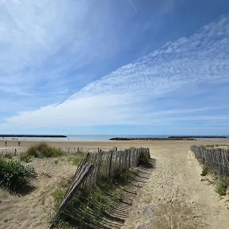Apartment Rochelongue : Piscine, Plage, Loisirs, Restaurants